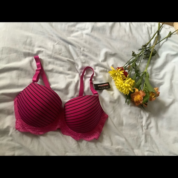 Woman’s hot pink strip Demi Full coverage Bra - Picture 4 of 13